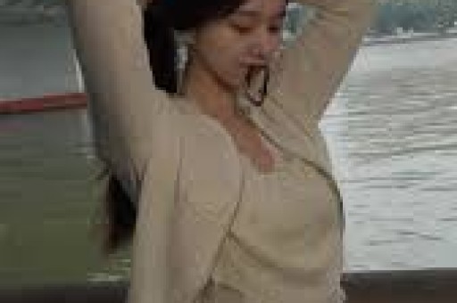 “假洋牌”售后无门带货女演员张静初面临47人集体诉讼