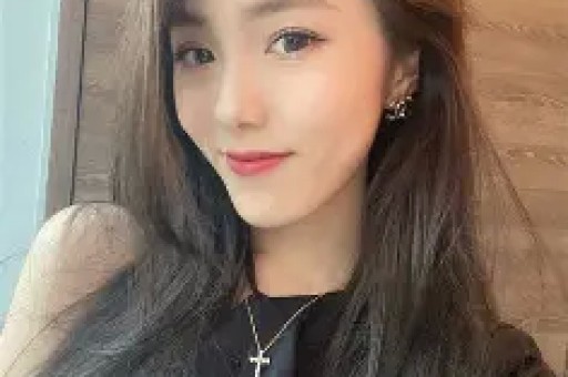 王鹤棣暗示被霸凌！沈月曝光聊天截图舆论反转王鹤棣黑历史被扒