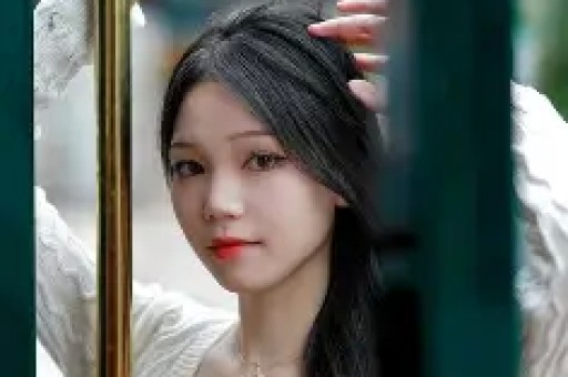 娱乐圈大瓜！赵露思塌房了？绝望的文盲、大说吴磊！