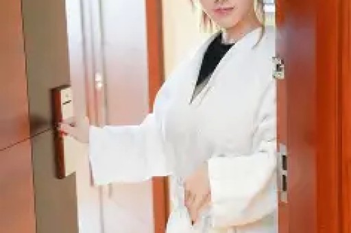 翻车的7位网红：莉哥翻唱国歌被封杀罗聪抄袭许嵩还反咬一口